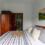 Villa Rosa - Spacious Oasis With Private Pool, Close To Beach & Dining