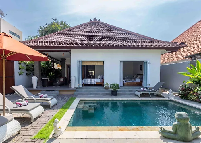 Villa Rosa - Spacious Oasis With Private Pool, Close To Beach & Dining