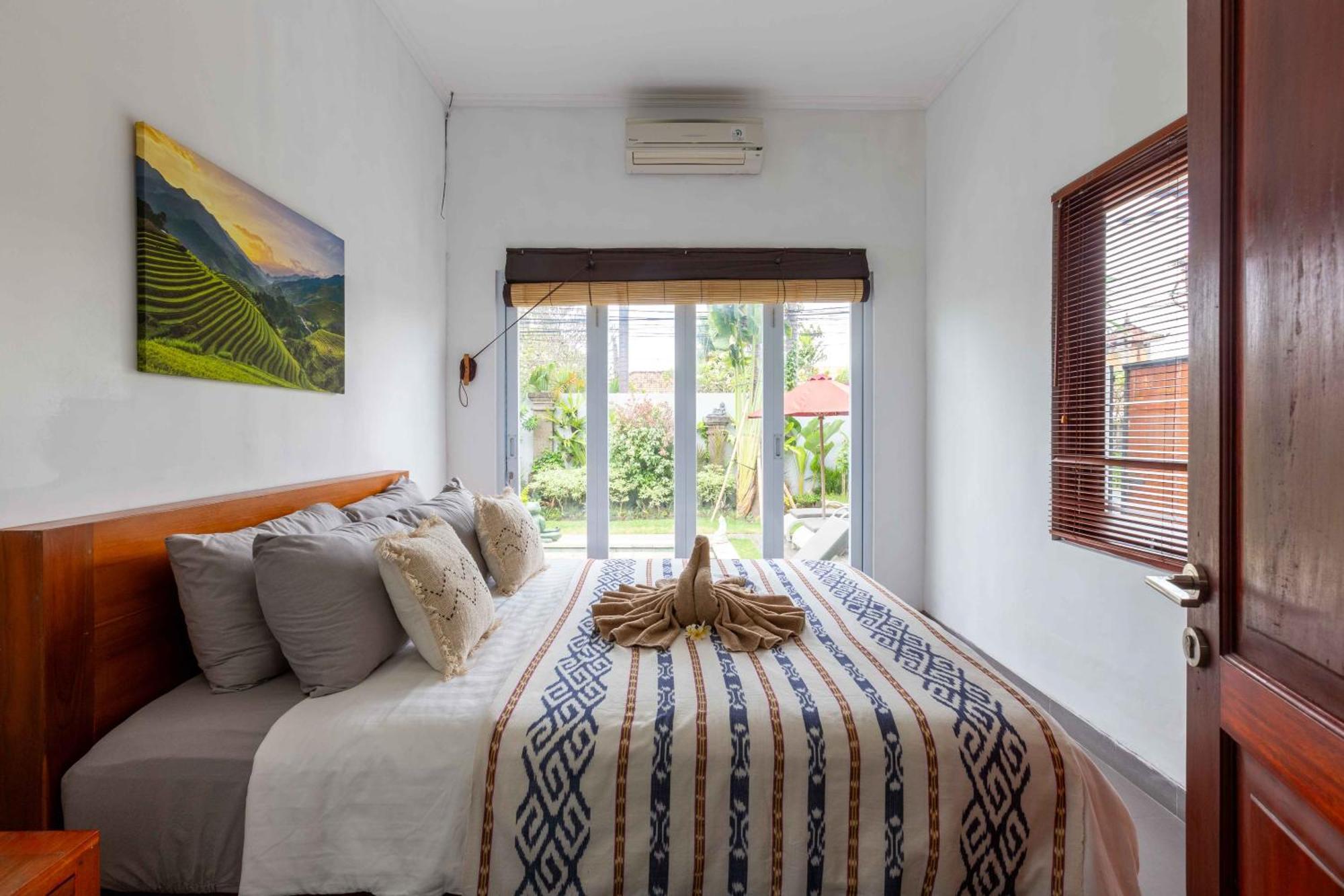 Rosa - Spacious Oasis With Private Pool, Close To & Dining Villa